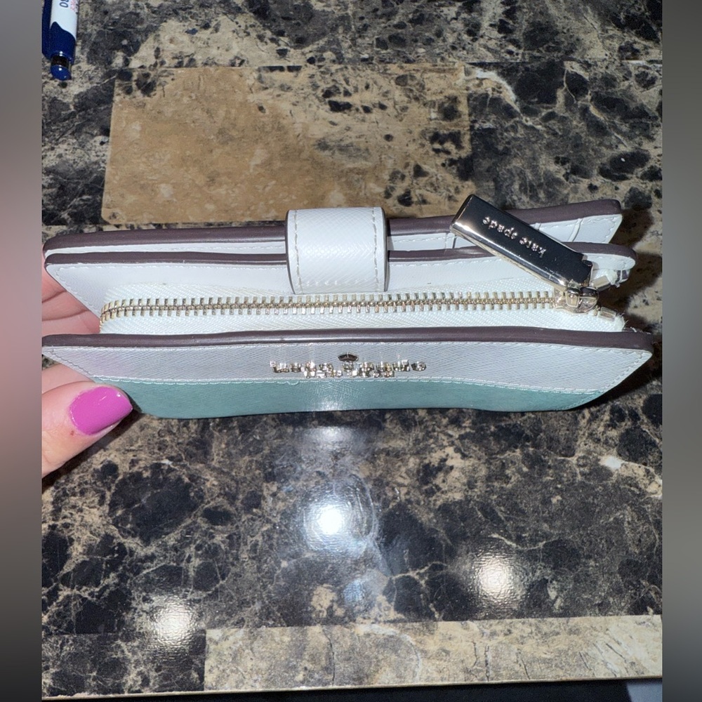Kate Spade Staci Medium Compact Bifold Wallet - Picture 3 of 9